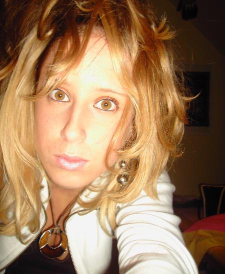 MoI eN BlOnDe...