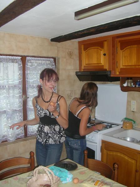 LN fEaT mOi...