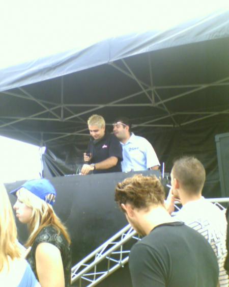 LeS DJ...