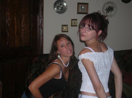 MoI fEaT LN...