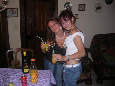 MoI fEaT LN...
