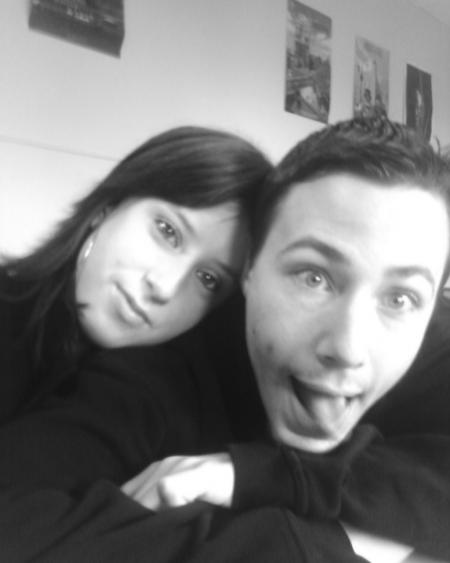 MoI fEaT jErEm...