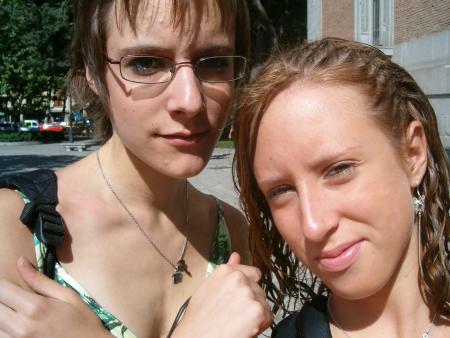 HeLeNe FeAt MoI...