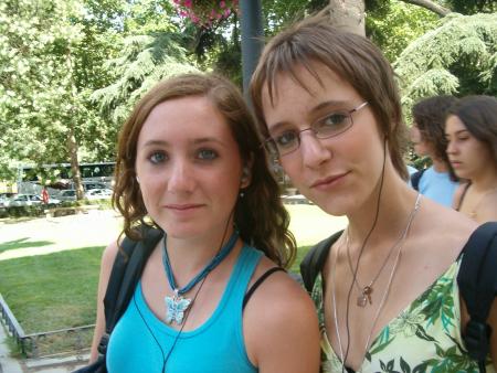 ElO fEaT hElEnE...